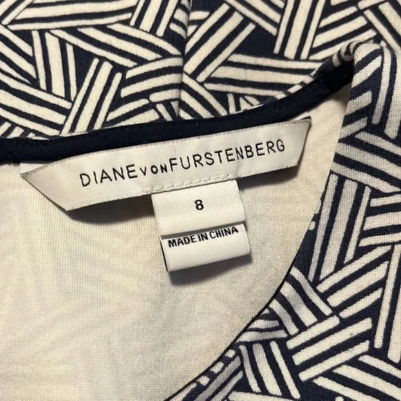 Diane Von Furstenberg Geo Print Dress - Picture 8 of 11